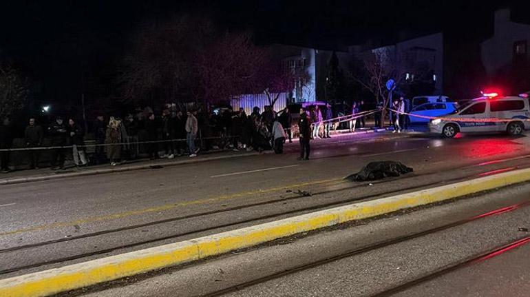 Son dakika... Eskişehir’de otomobil yayaların arasına daldı: 3 kişi öldü