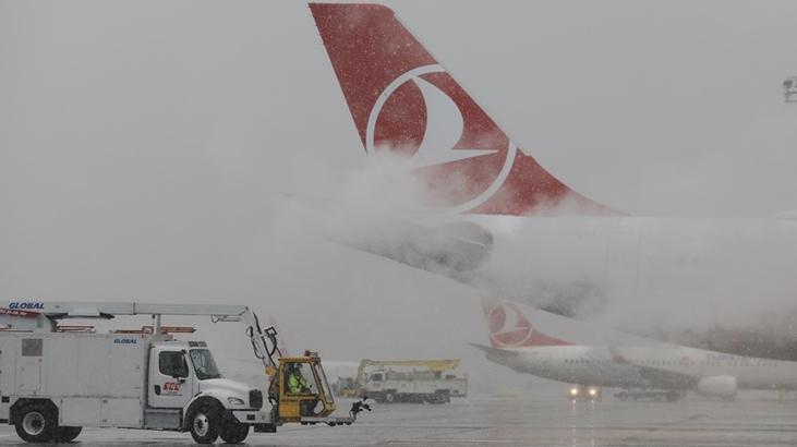 Hava ulaşımına kar engeli! THY, AJet ve Pegasus bazı seferlerini iptal etti