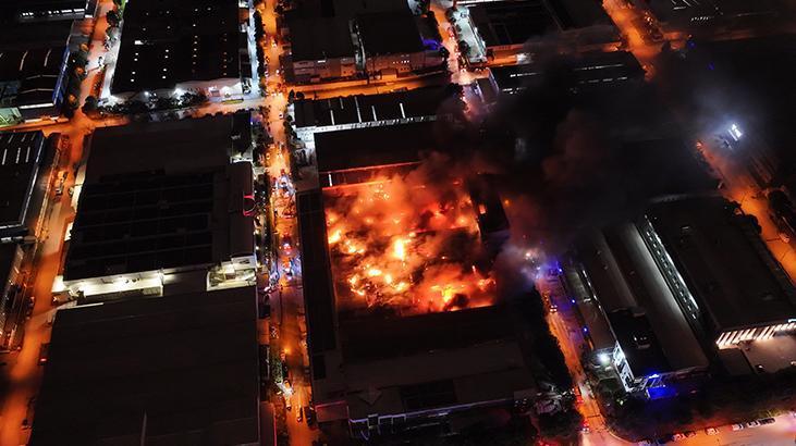 Bursa Nilüfer’de fabrikada yangın çıktı