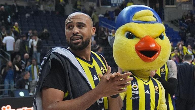 Euroleague'de Türk derbisi! Fenerbahçe, Anadolu Efes'i mağlup etti