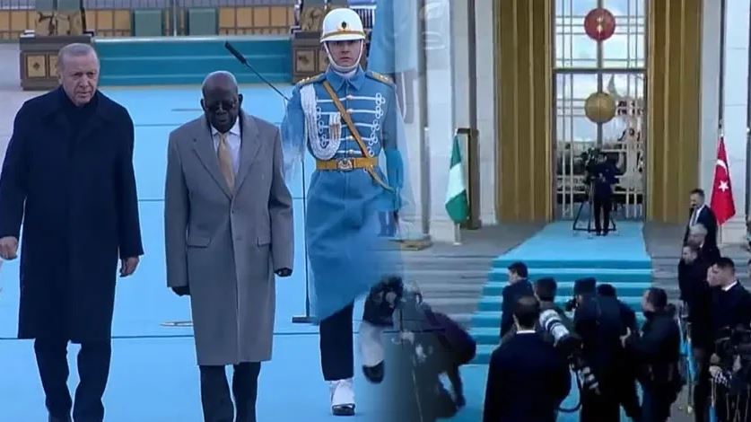 Beştepe’de talihsiz an! Konuk lider yere kapaklandı