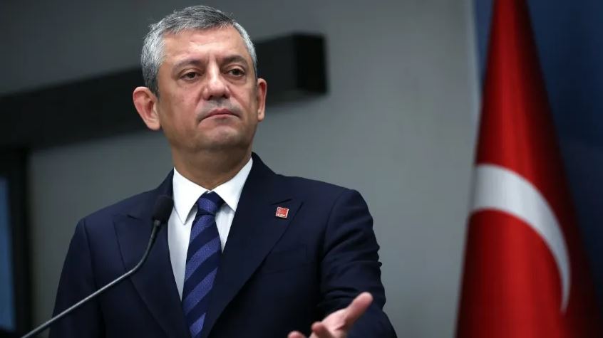 Eski CHP’li Belediye Başkanından Özgür Özel’e suç duyurusu! “Gerçek dışı, mesnetsiz…”