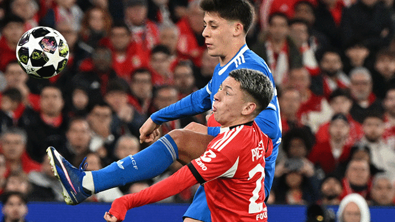 Şampiyonlar Ligi'nde ırkçılık skandalı! Vinicius Jr. ve Mbappe çılgına döndü: Men edilmeli