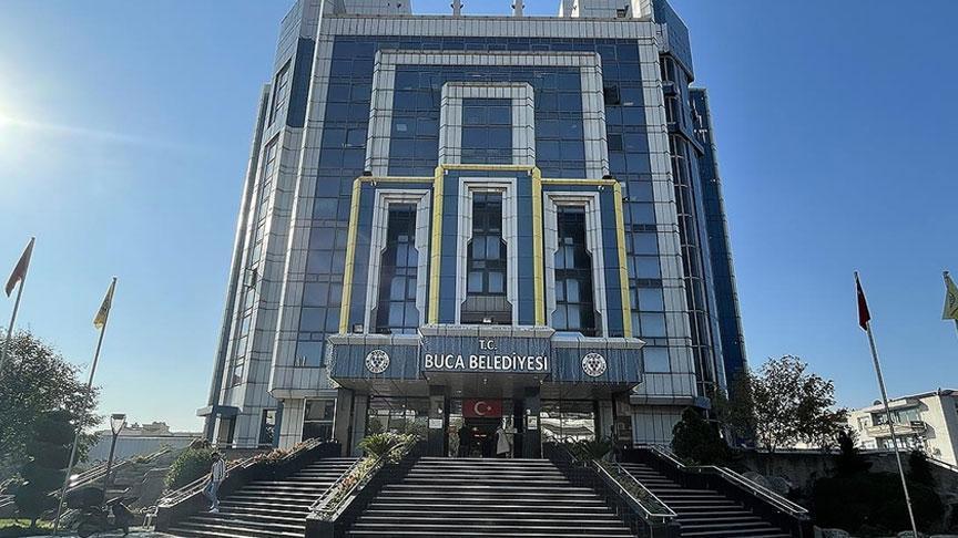 İzmir’in Buca Belediyesi’ne operasyon! 28 kişi hakkında gözaltı kararı