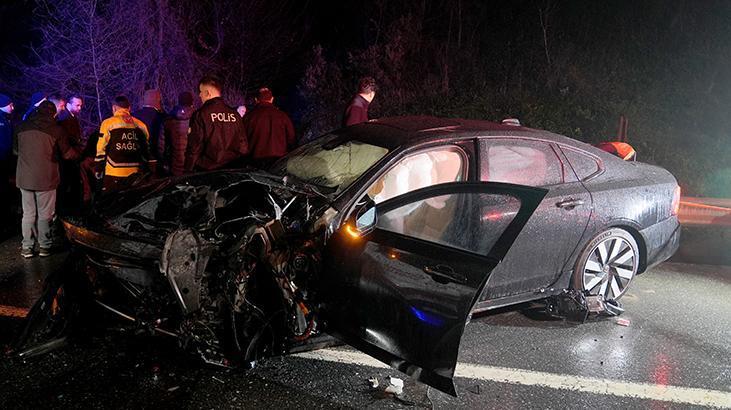 Beykoz’da Otomobil ile hafif ticari araç çarpıştı: 1 ölü, 5 yaralı