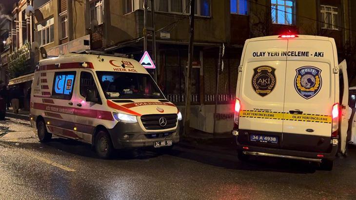 Çocuklarının önünde eşini defalarca bıçakladı