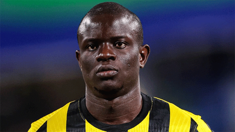 Fenerbahçe'nin yeni transferi N'Golo Kante İstanbul'a geldi!