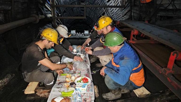 Yerin 120 metre altında ilk sahur: Oraya girdiğinizde her şey ile bağınızı kesiyorsunuz