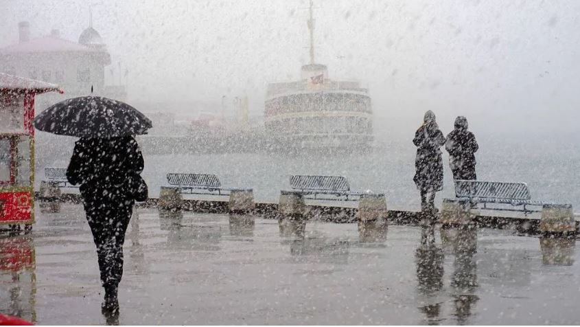 AKOM’dan İstanbul için kar ve fırtına uyarısı