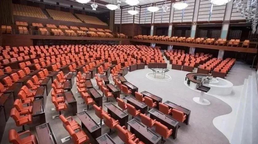 Meclis yoğun gündemle toplanıyor!