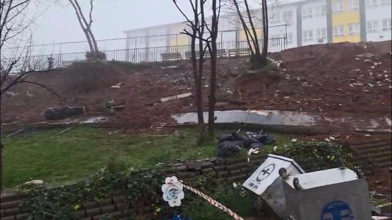 Maltepe’de ortaokulun istinat duvarı çöktü