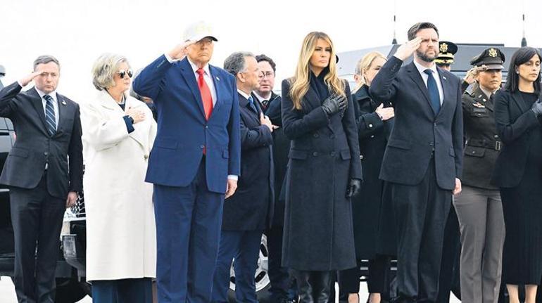 ‘Yeni dini lider 'Mücteba Hamaney'