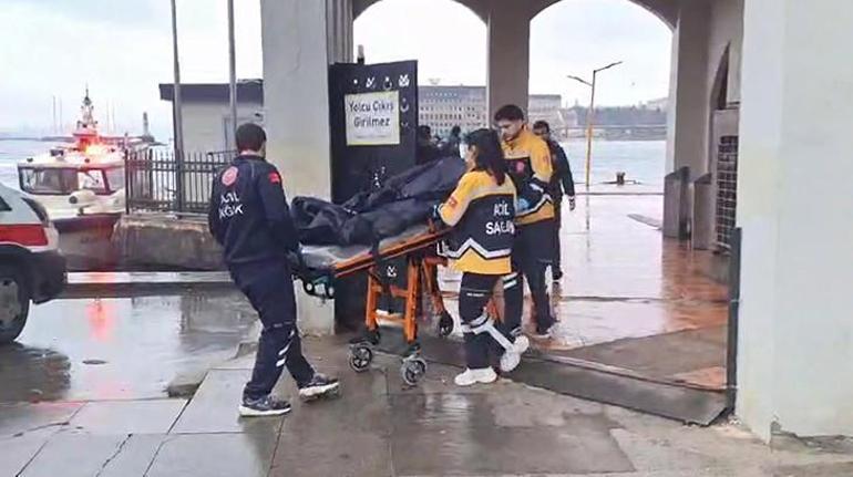 Kadıköy'de denizde erkek cesedi bulundu