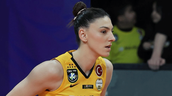 Vakıfbank kupada adını yarı finale yazdırdı