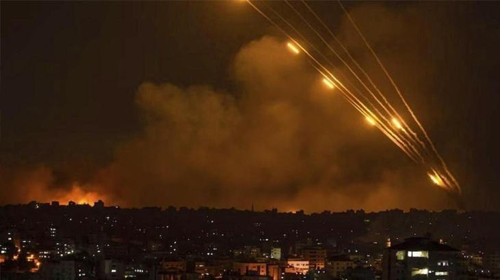 İran’dan İsrail’e peş peşe 3 dalga halinde saldırı