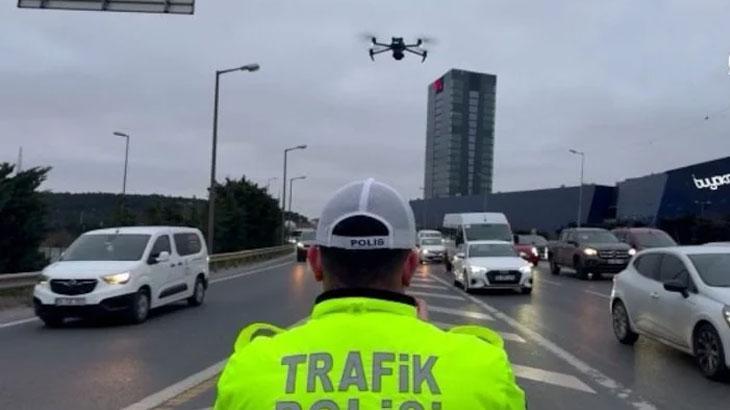 İstanbul’da trafik polislerince ‘taralı alan’ uygulaması: 740 sürücüye ceza!