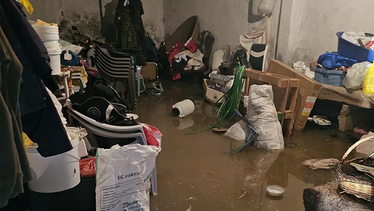 Mardin’de şiddetli yağış hayatı felç etti! Araçlar sürüklendi, hayvanlar telef oldu