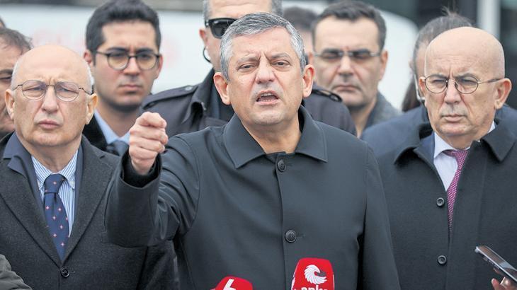 CHP lideri cezaevinde Özcan ve Arı’yı ziyaret etti: ‘Yapılan haysiyet cellatlığı’