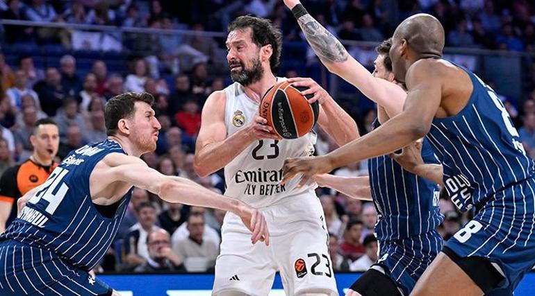 Anadolu Efes, Real Madrid'e deplasmanda mağlup oldu