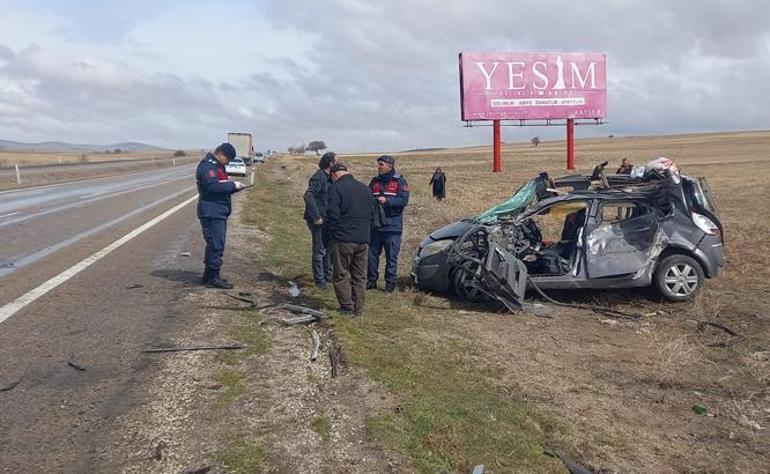 Babasından habersiz aldığı otomobil faciaya götürdü! Bayram tatilinde acı son: 2 ölü, 2 yaralı
