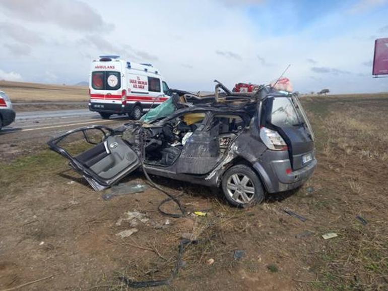 Babasından habersiz aldığı otomobil faciaya götürdü! Bayram tatilinde acı son: 2 ölü, 2 yaralı