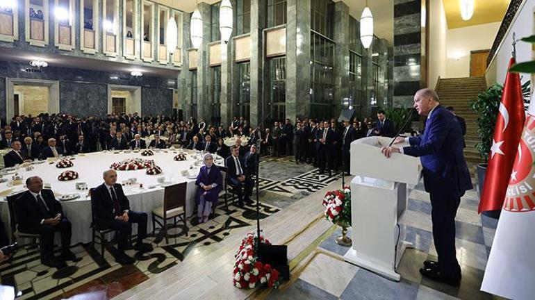 'Dünya kritik bir dönemden geçiyor' diyen Cumhurbaşkanı Erdoğan: Türkiye olarak barışın tarafındayız