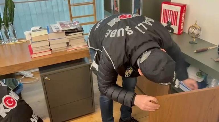 Son dakika... Üsküdar Belediyesi'ne operasyon: 20 kişi gözaltına alındı