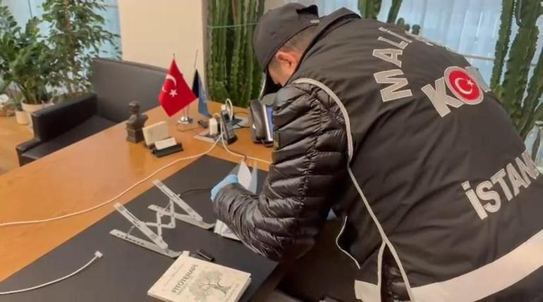 Son dakika... Üsküdar Belediyesi'ne operasyon: 20 kişi gözaltına alındı