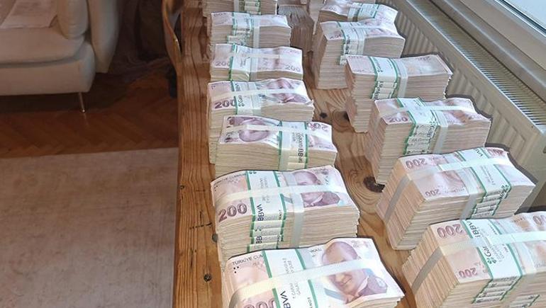 Son dakika... Üsküdar Belediyesi'ne operasyon: 20 kişi gözaltına alındı