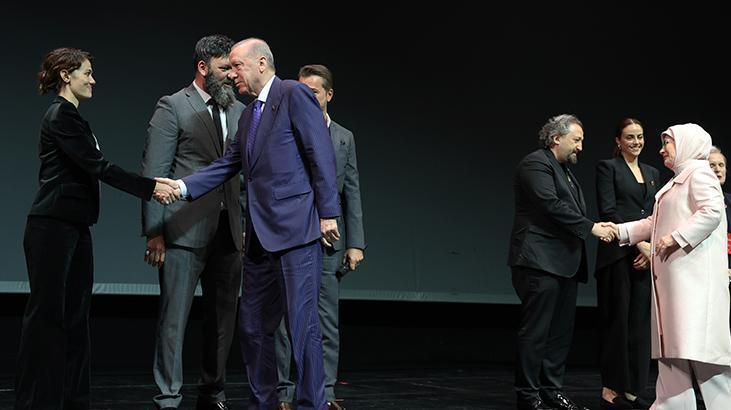 Cumhurbaşkanı Erdoğan, 'Bir Adam Yaratmak' filminin galasına katıldı