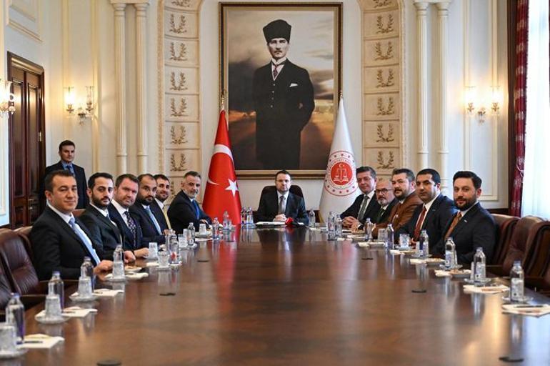 Adalet Bakanı Gürlek, ASKON heyetini kabul etti! '12. Yargı Paketi'nde adımlar atacağız'
