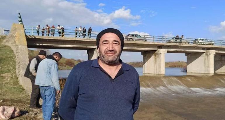 Eline çuvalı alan koştu! Toplamak için birbirleriyle yarıştılar: Bu sene bereketli