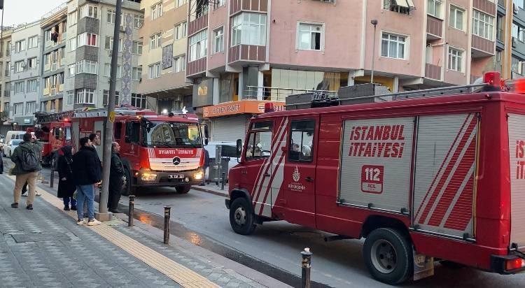 Zeytinburnu'nda korku dolu anlar! İnşaatta beton döküldüğü anda yan binanın duvarı çöktü; 2 gözaltı