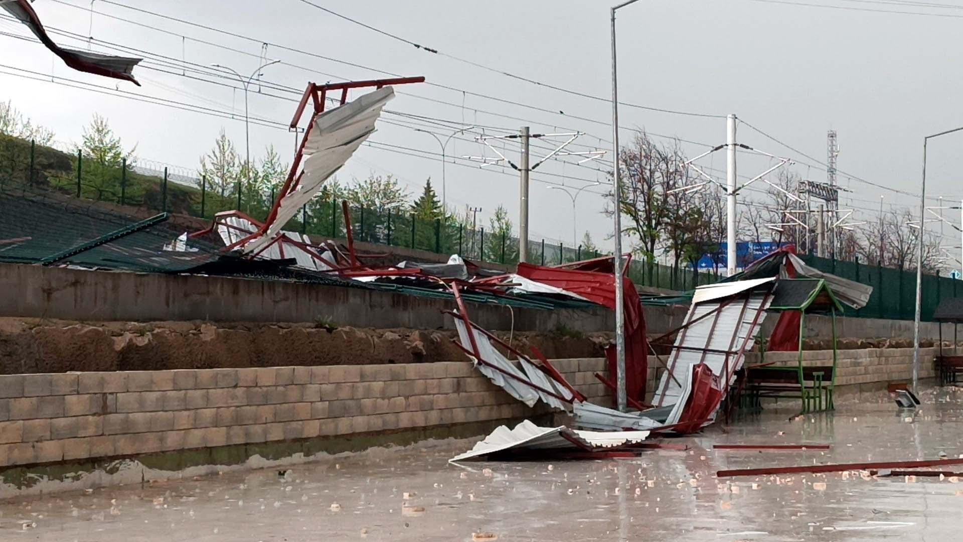 Gaziantep ve Şanlıurfa'yı 'Süper hücre' vurdu! 1 ölü, çok sayıda yaralı var; birçok okulda eğitime ara verildi