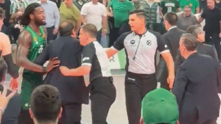 Panathinaikos'ta Ergin Ataman çılgına döndü! Hakemler sakinleştirdi