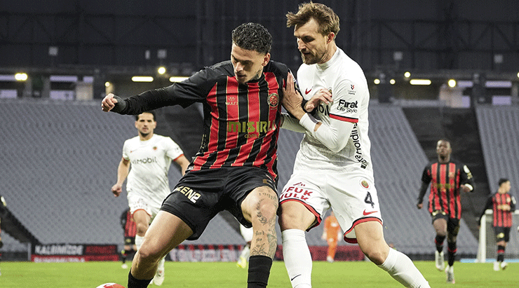 Süper Lig’de 32. hafta geride kaldı! İşte küme düşme hattında son durum