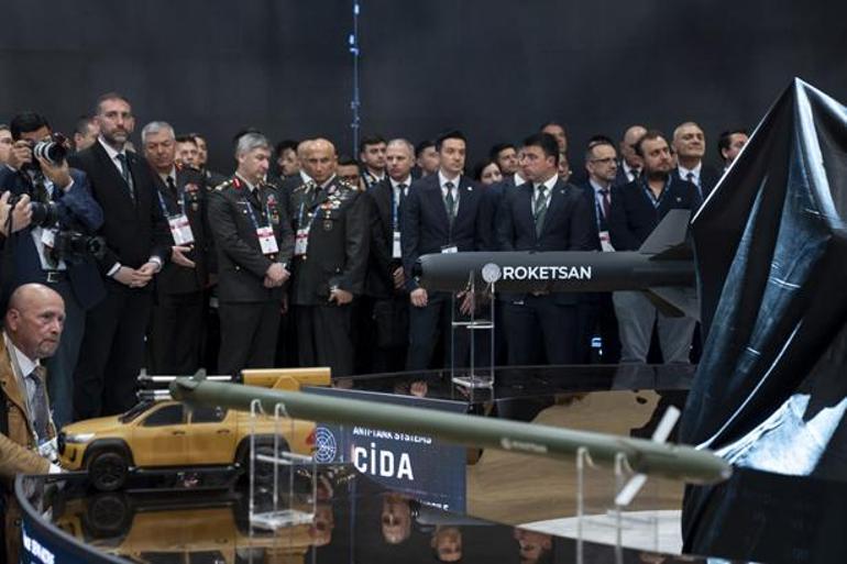 ROKETSAN'dan gövde gösterisi! İşte 4 yeni sistem: NEŞTER, CİRİT Anti-İHA, CİDA ve mini seyir füzesi