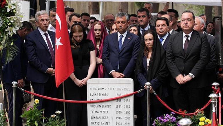 Özgür Özel ve Mansur Yavaş, Ferdi Zeyrek'in mevlit programına katıldı