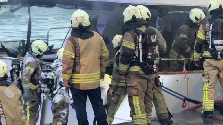 İstanbul Bebek sahili açıklarında teknede korkutan yangın