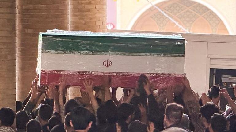 İran, Hamaney'e veda ediyor! 5 şehir ve 2 ülkede cenaze töreni: 20 milyon kişi katılacak