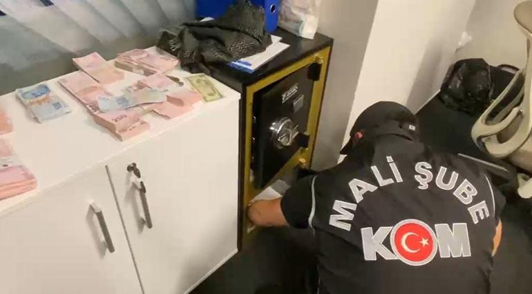Son dakika... Etimesgut Belediye Başkanı Erdal Beşikçioğlu gözaltına alındı