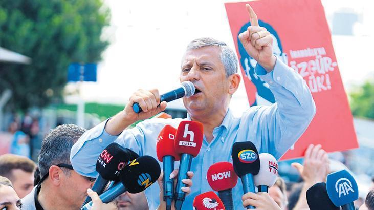 Özel’den 3 dava tepkisi
