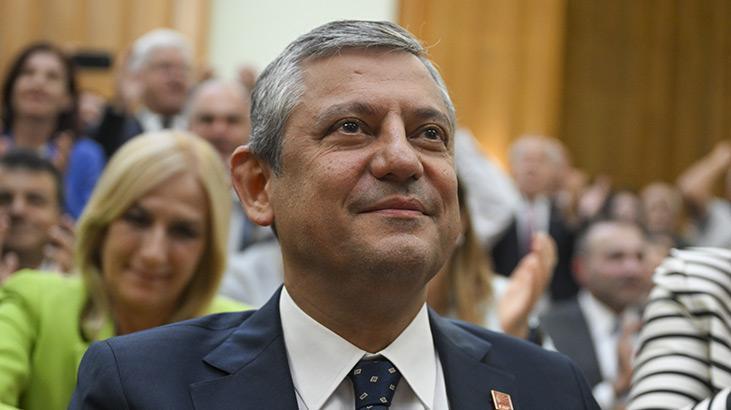 Özgür Özel’in açıkladığı yeni partiye geçecek CHP’li vekiller belli oldu! İşte isim isim liste…