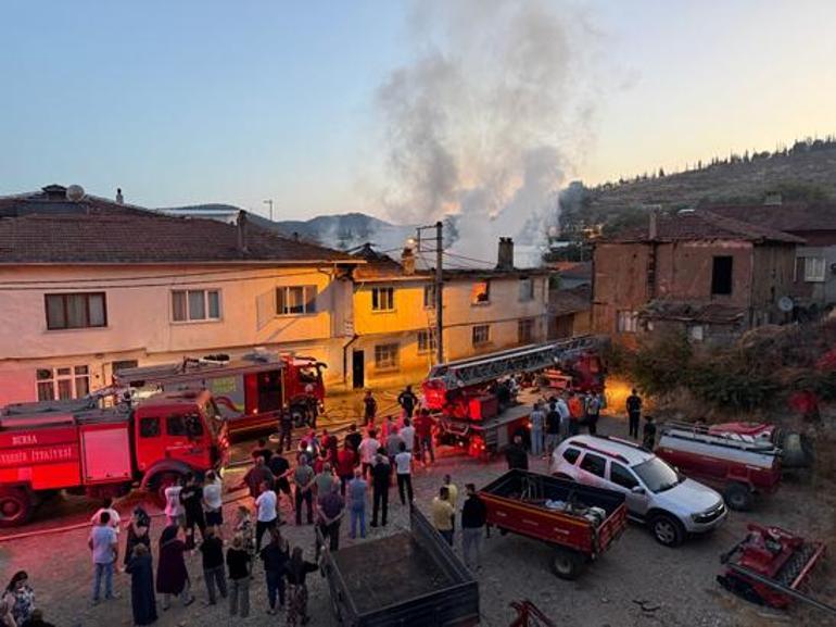 Bursa'da 2 katlı evi alevler sardı! 30 yaşındaki gençten acı haber