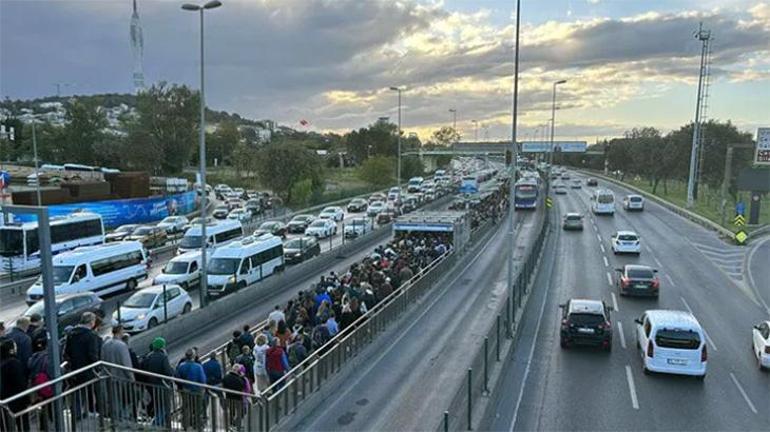 15 Temmuz'da metrobüs güzergahı değişiyor! 6 istasyon geçici olarak kapatılacak