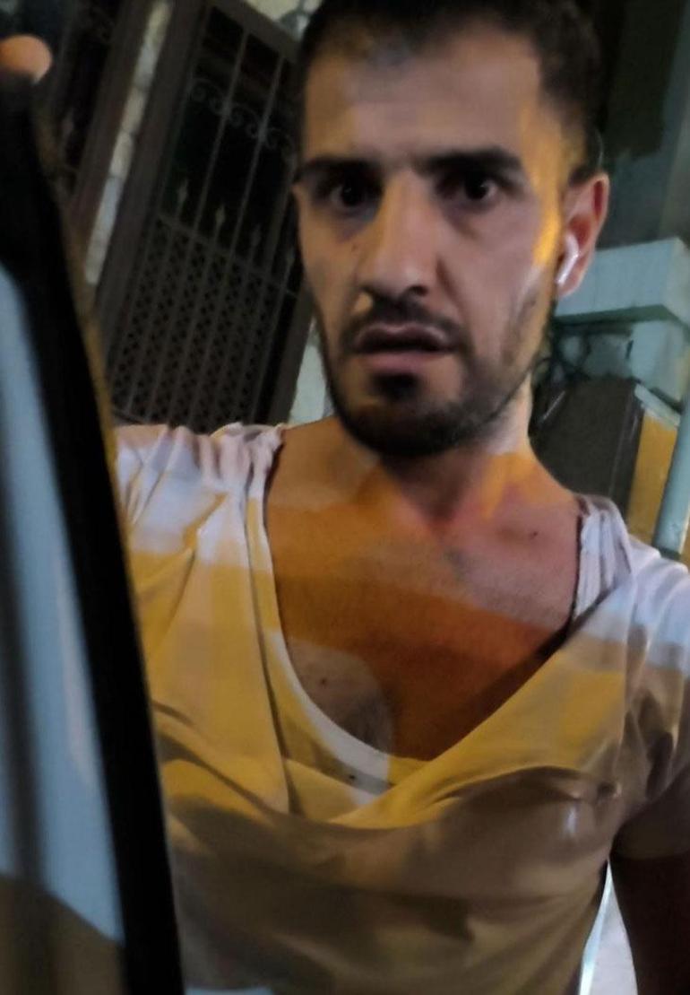 Karaköy'de dehşete düşüren olay! Kanadalı turiste takside bıçaklı gasp