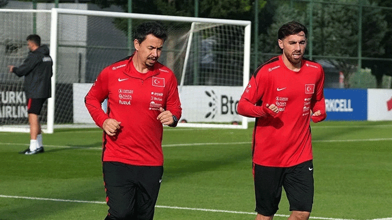 A Milli Takım Teknik Direktörü Vincenzo Montella'dan Berke Özer sözleri: Konuşmanın doğru olduğunu düşünmüyorum