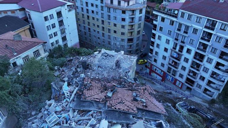 Zonguldak’ta çöken binada can kaybı! Bölgede tahliyeler başladı, 13 daire boşaltıldı