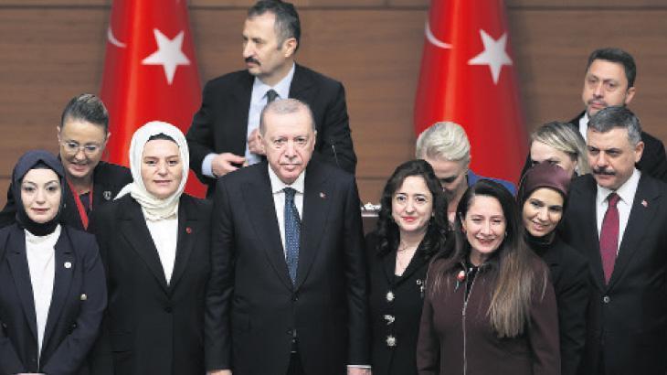 Cumhurbaşkanı Erdoğan, ‘Büyük mücadelenin tam göbeğindeyiz’